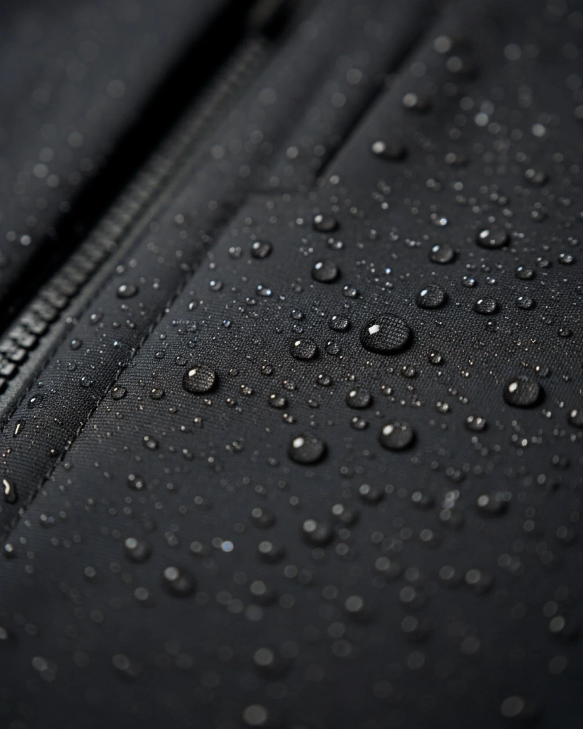 Insulated Tech Vest - Image 4